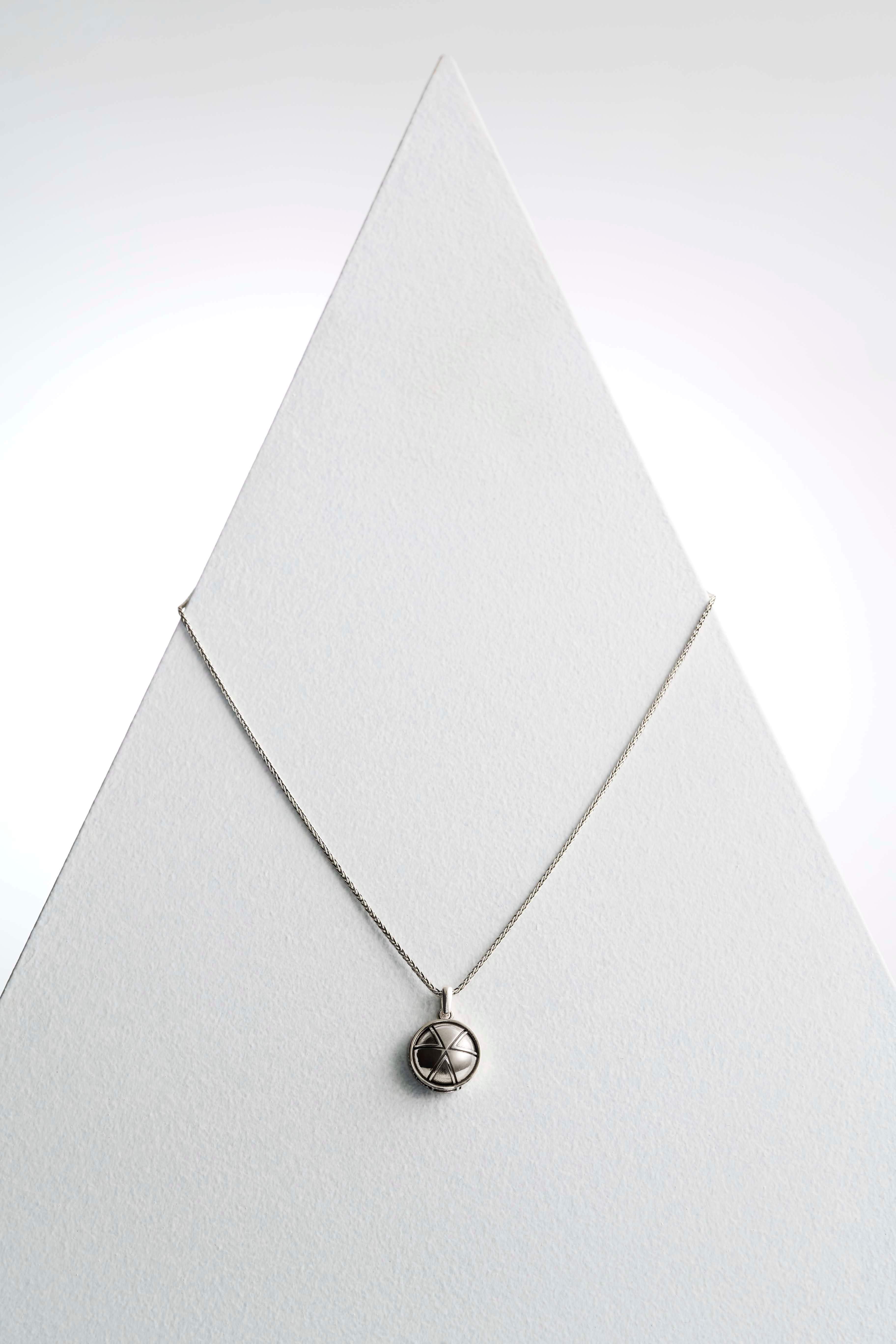Yvette Sailor Hat Charm Necklace | Silver