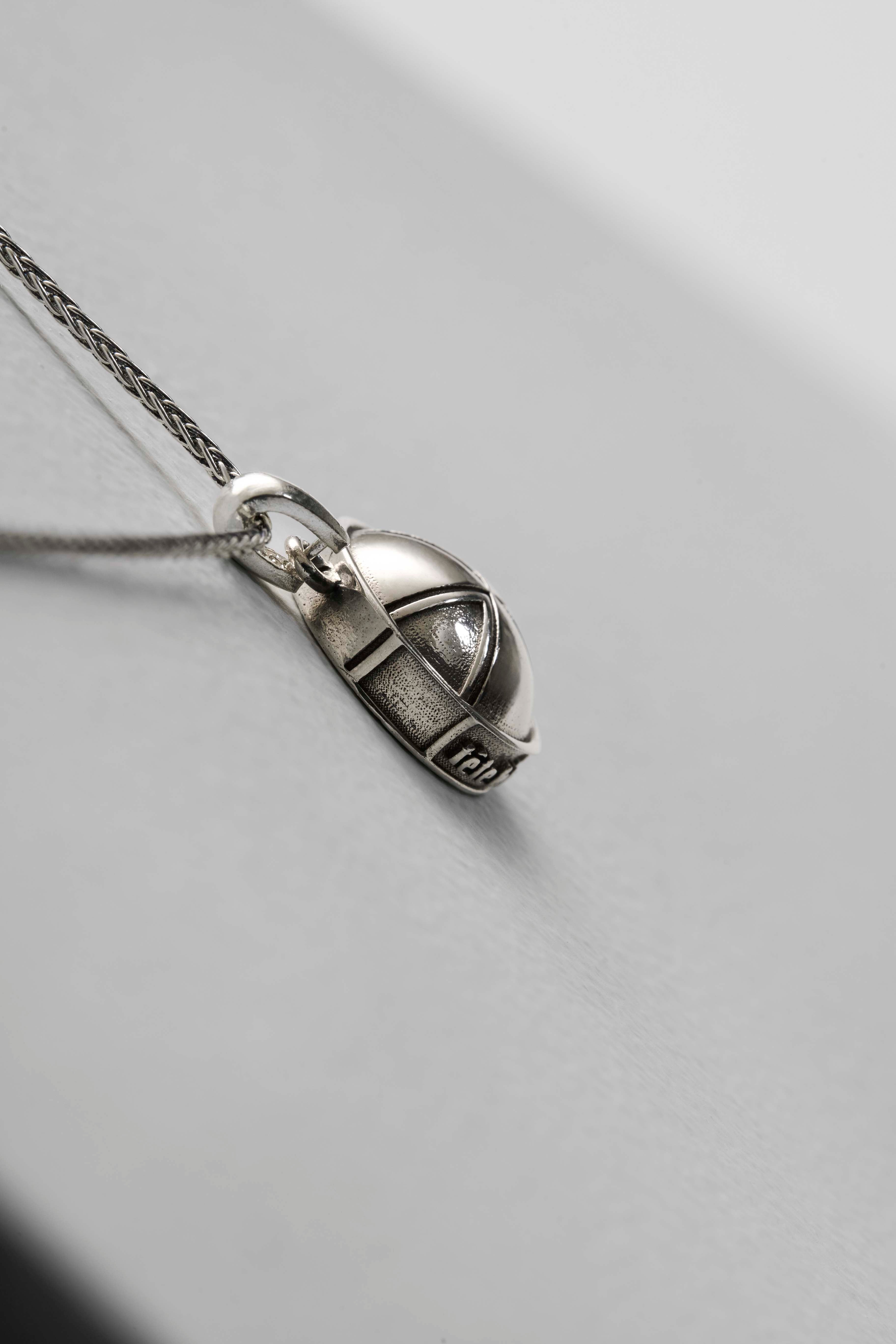 Yvette Sailor Hat Charm Necklace | Silver
